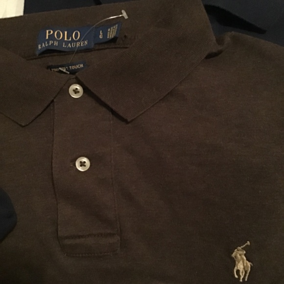 🔥🔥4PC. RALPH LAUREN, SHORT SLEEVES, NEW CONDITION SEE PICTURES - Picture 5 of 6